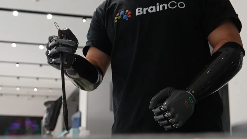 运维工程师的职业发展路径：从技术到管理的华丽转身**